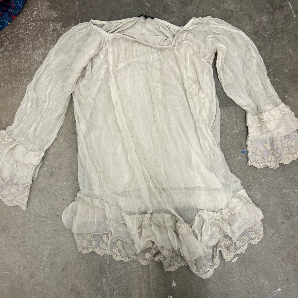Made in Italy 100 % silk lace ruffle whimsical fairy top